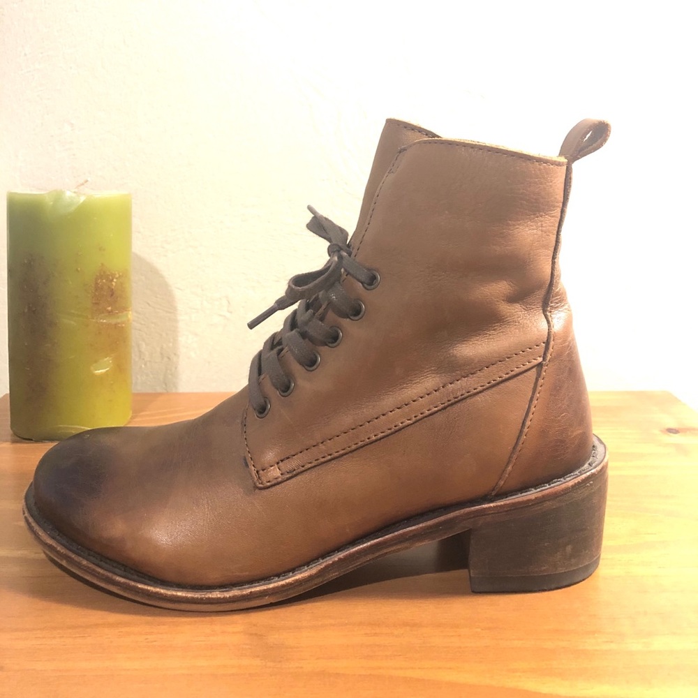 Gee WaWa women’s boots!